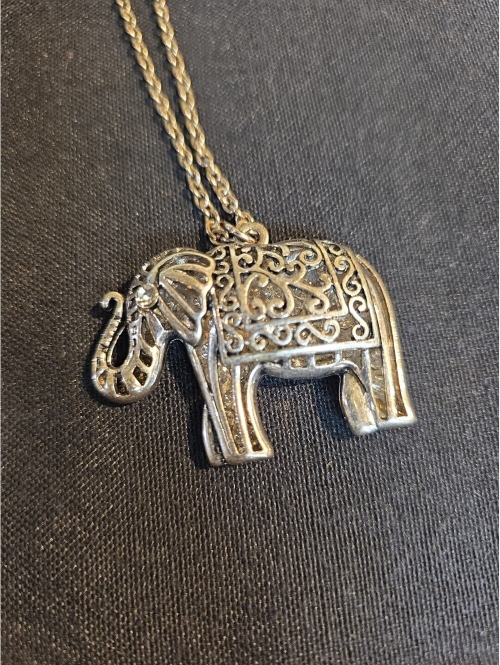 Silver-tone Elephant Necklace 32"